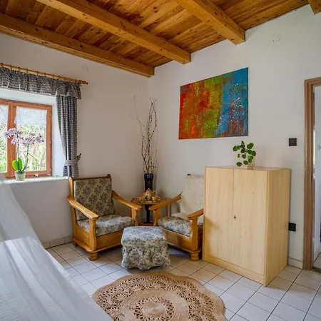 Hillside Vendeghaz A Szent Gyoergy-hegyen بيت للعطل *